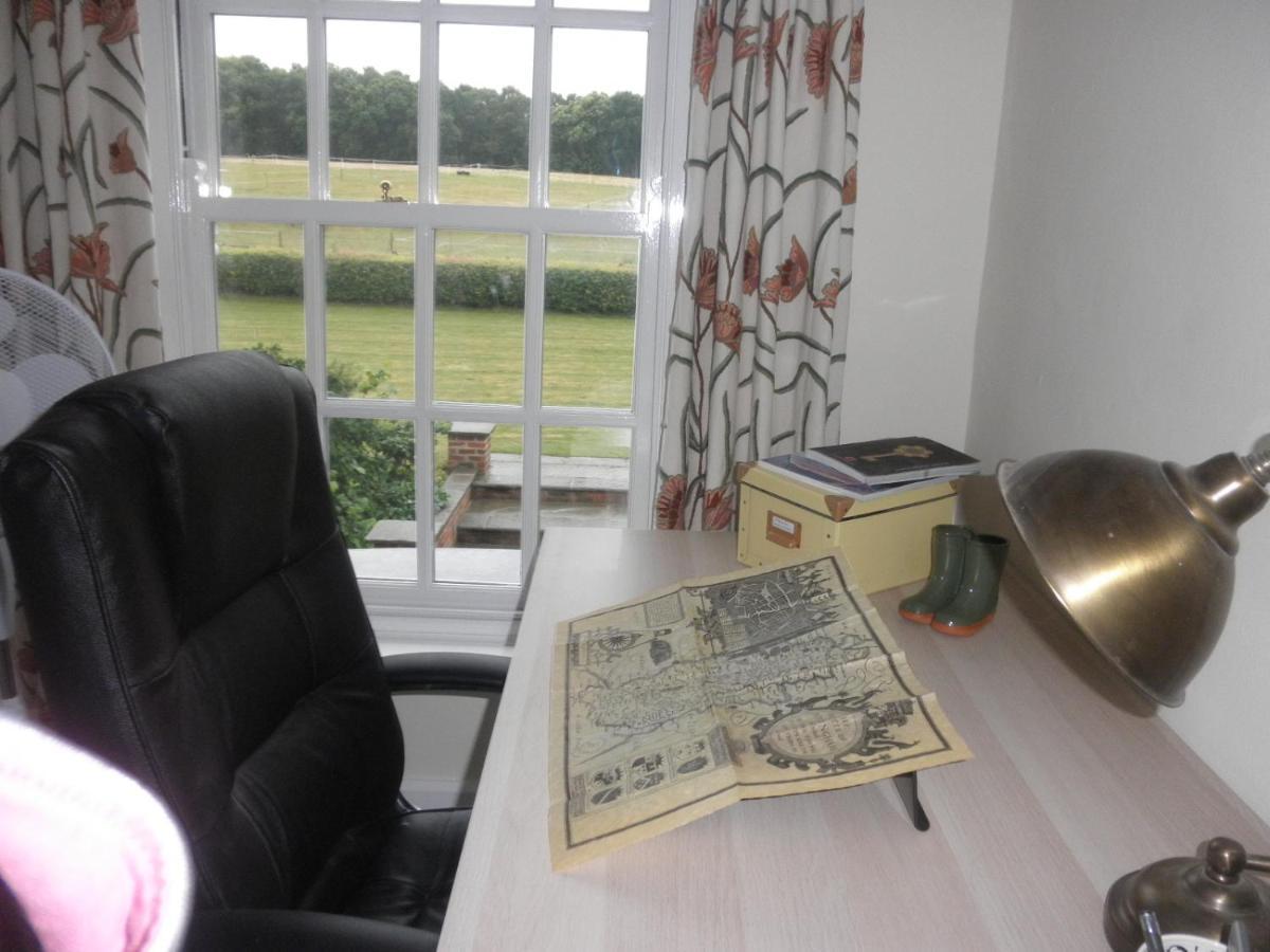 Clumber Lane End Farm Acomodação com café da manhã Worksop Exterior foto