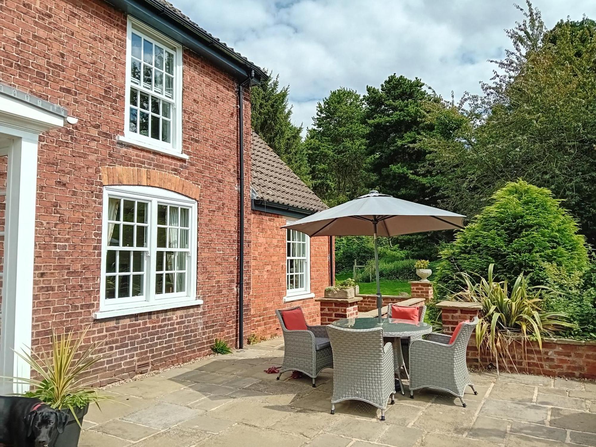 Clumber Lane End Farm Acomodação com café da manhã Worksop Exterior foto